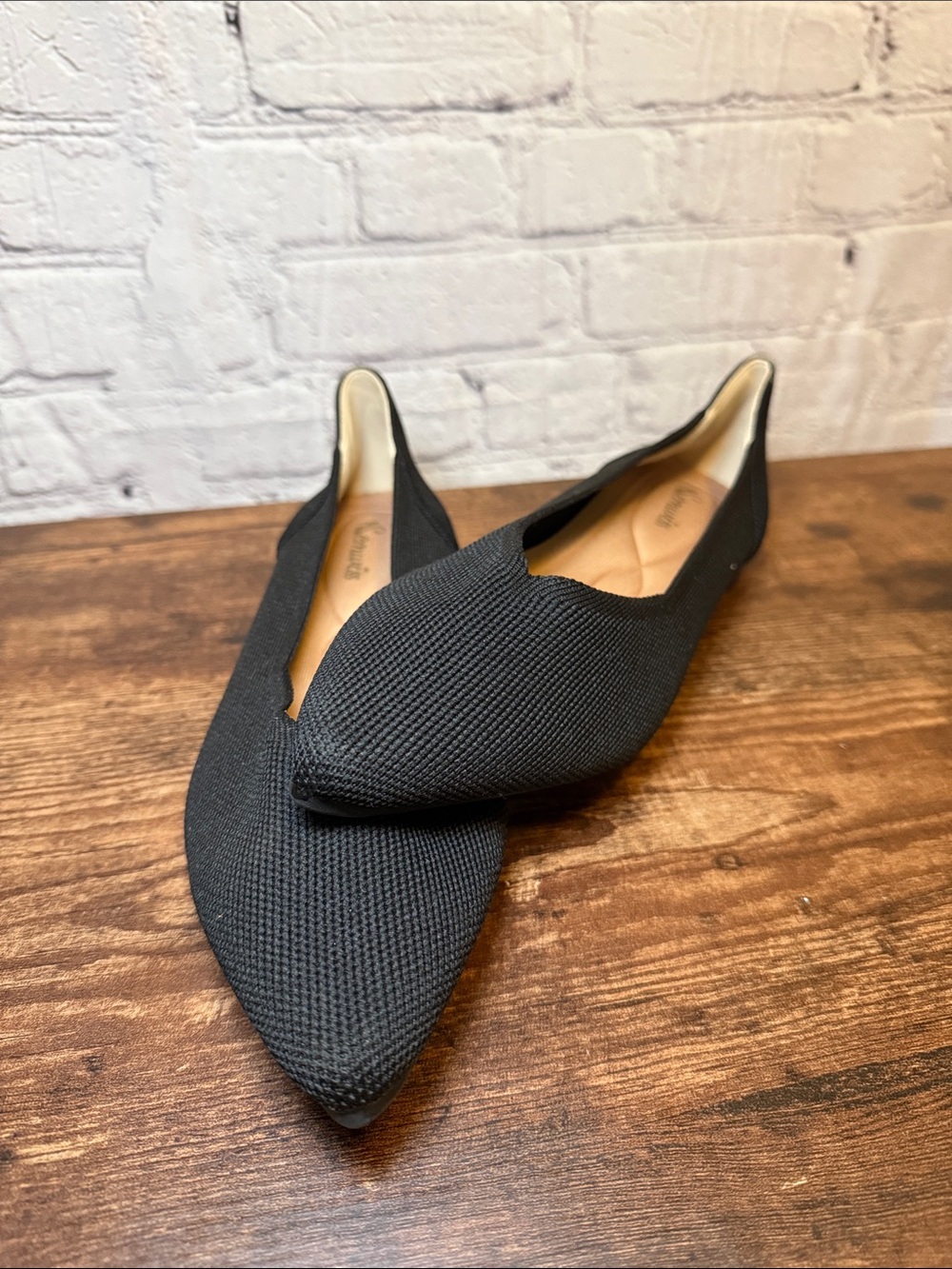 Semwiss Black Pointed Ballet Flats